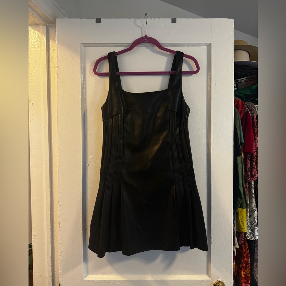 fab'rik Sleek Black Mini Dress - Picture 4 of 7
